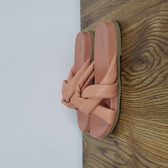 Women's Cosette Padded Slide Sandals - Universal Thread™ Coral Size 9 - Picture 3 of 8